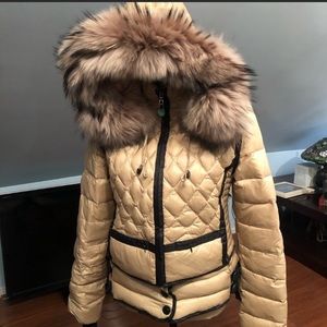 Snow Fame Brand Fall/Winter jacket,
Raccoon Fur.